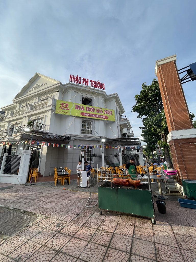 Không gian quán – Nhậu Phi Trường Gia Lâm